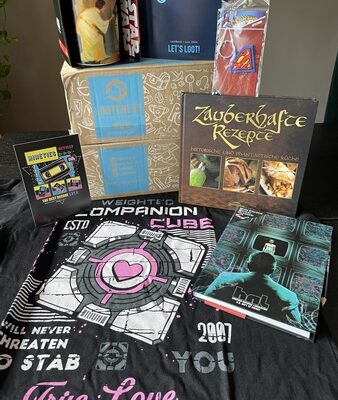 Lootchest Box Juni – Unboxing für Gamer, Nerds und Geeks